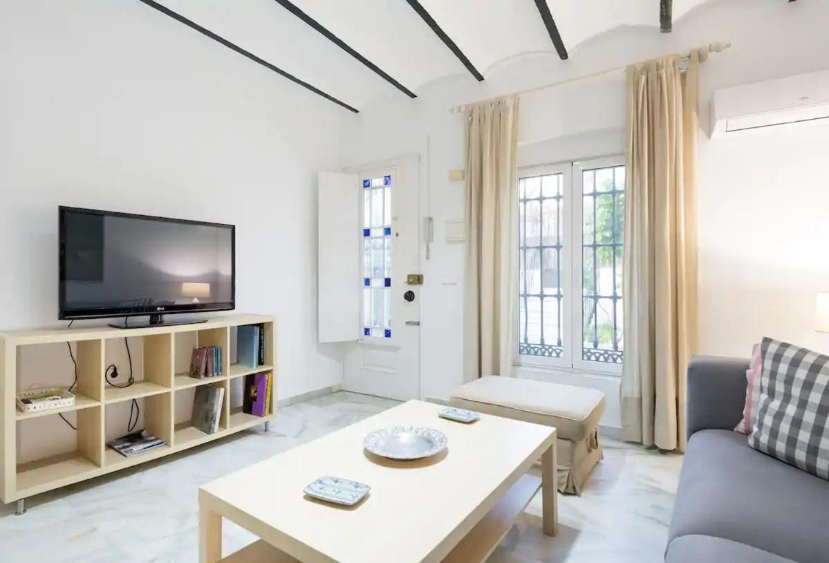 Apartamento Con Patio Malaga Exterior photo